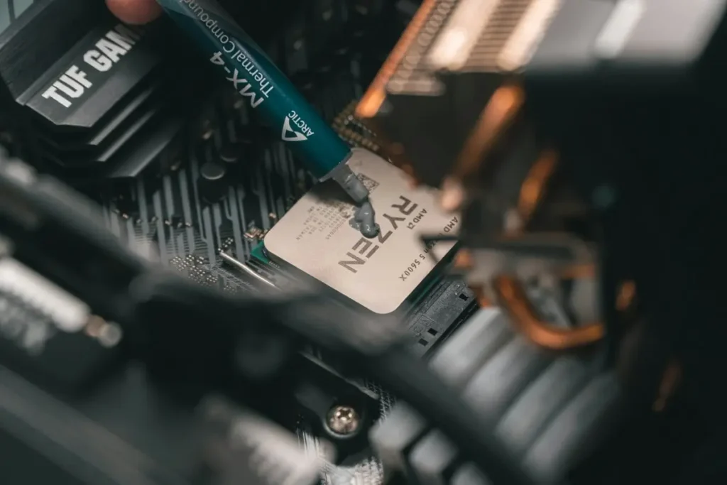 Repasting : Le secret des pros pour gagner 10 à 15°C sur votre processeur.